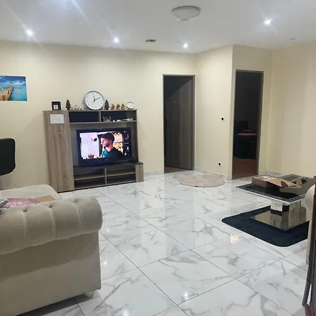 Maison 93 Apartament